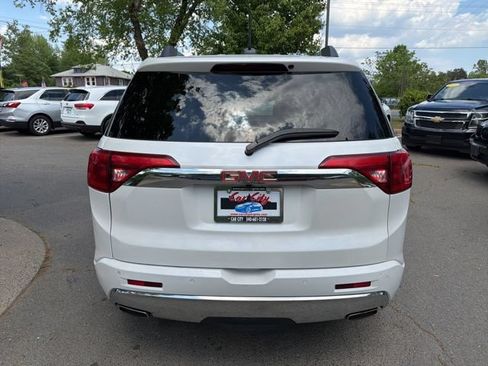 Used 2017 GMC Acadia Denali w/ Technology Package AWD/4WD image 5