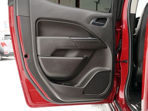 Used 2018 Chevrolet Colorado ZR2 image 21