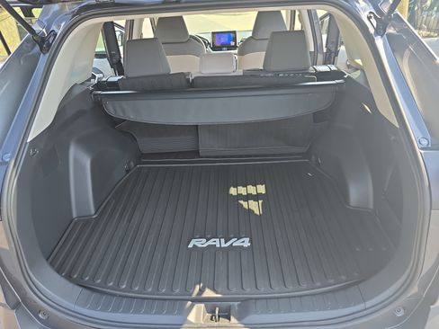 Used 2024 Toyota RAV4 XLE image 12