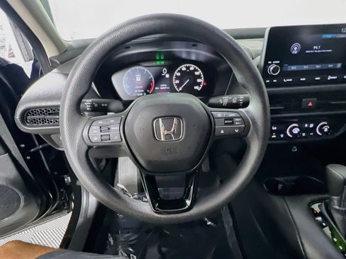 Used 2024 Honda HR-V LX image 18