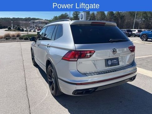 Certified 2023 Volkswagen Tiguan SE R-Line image 8