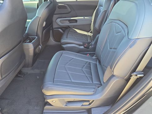 New 2027 Kia Telluride SX X-Line AWD/4WD image 17