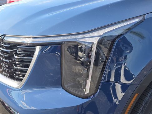 New 2026 Kia Sorento SX image 10