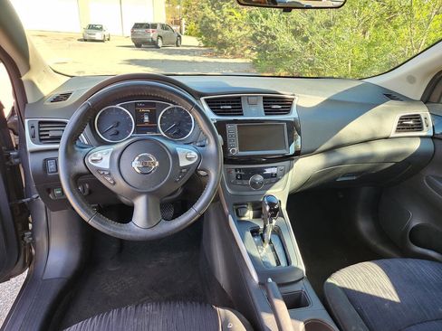 Used 2019 Nissan Sentra SV image 15