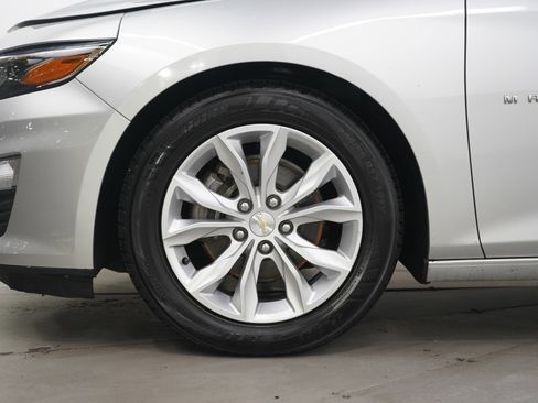 Used 2021 Chevrolet Malibu LT FWD image 27