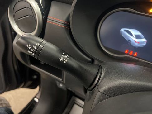 New 2025 Nissan Versa SR image 45