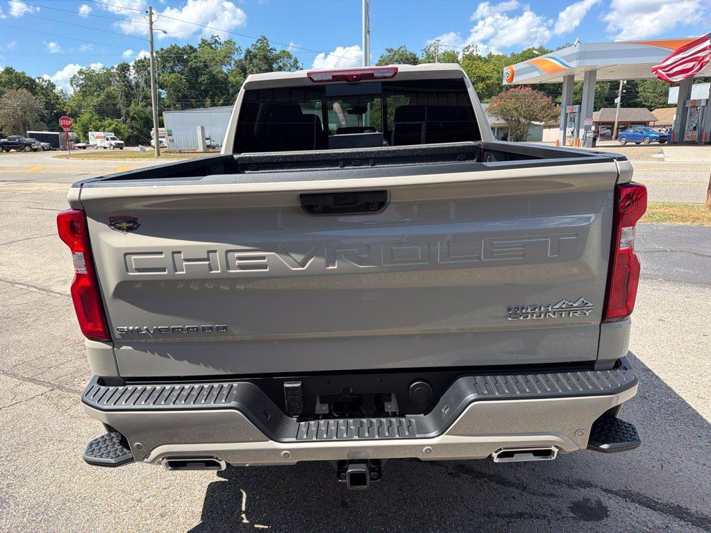 New 2026 Chevrolet Silverado 1500 High Country AWD/4WD image 6