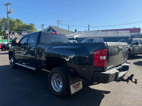 Used 2012 GMC Sierra 3500 Denali AWD/4WD image 3