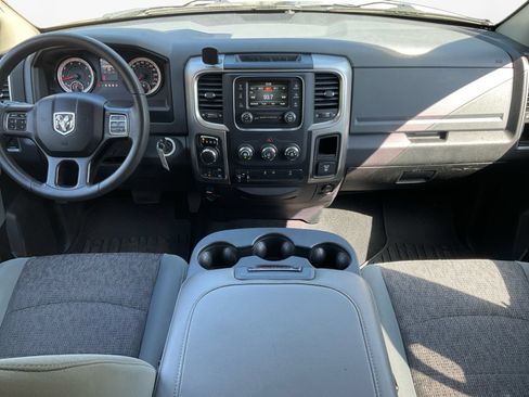 Used 2018 RAM 1500 Classic SLT AWD/4WD image 11