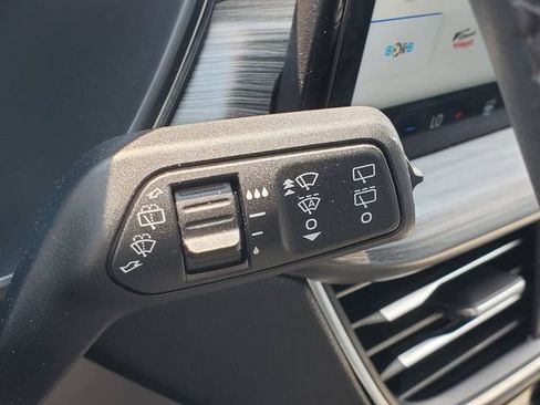 Certified 2023 Ford Escape Platinum FWD image 21