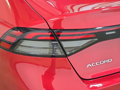 Certified 2023 Honda Accord Touring image 29