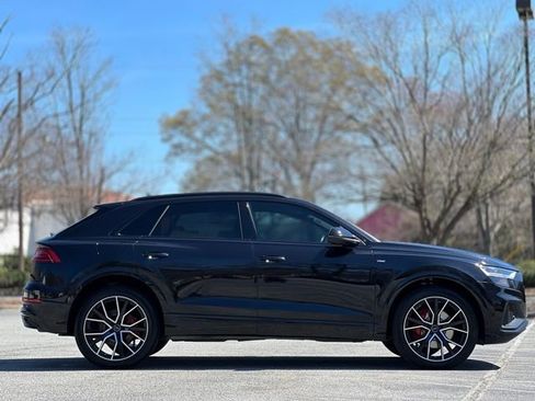 Used 2019 Audi Q8 Premium Plus w/ Premium Plus image 4
