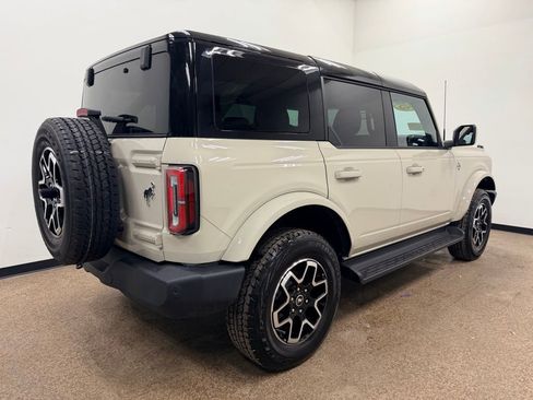 Used 2025 Ford Bronco Outer Banks AWD/4WD image 7