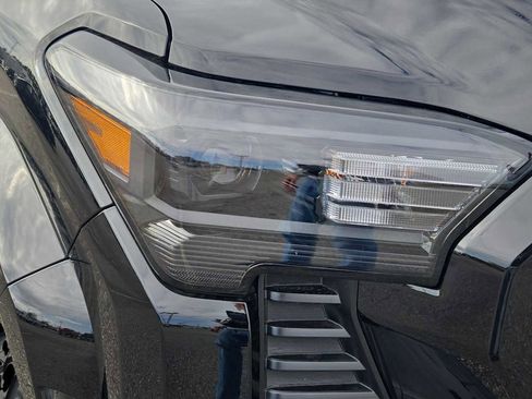 New 2025 Toyota Tacoma SR5 image 14