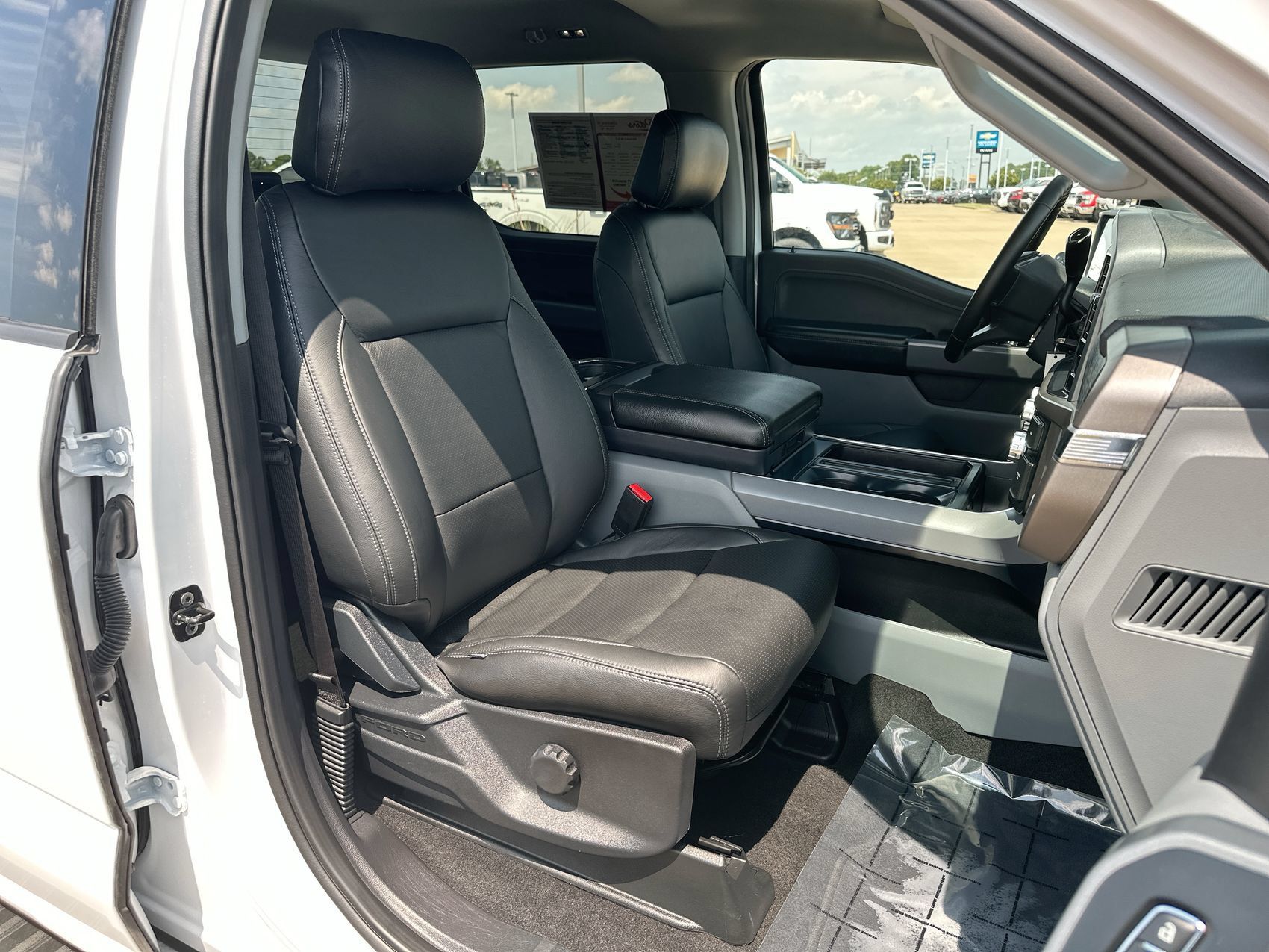 Used 2024 Ford F150 XLT w/ Mobile Office Package AWD/4WD image 24