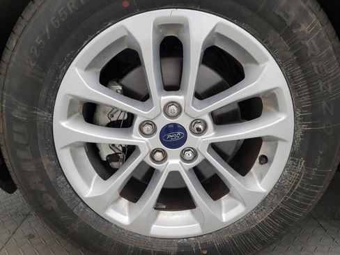 Used 2020 Ford Escape SE FWD image 31