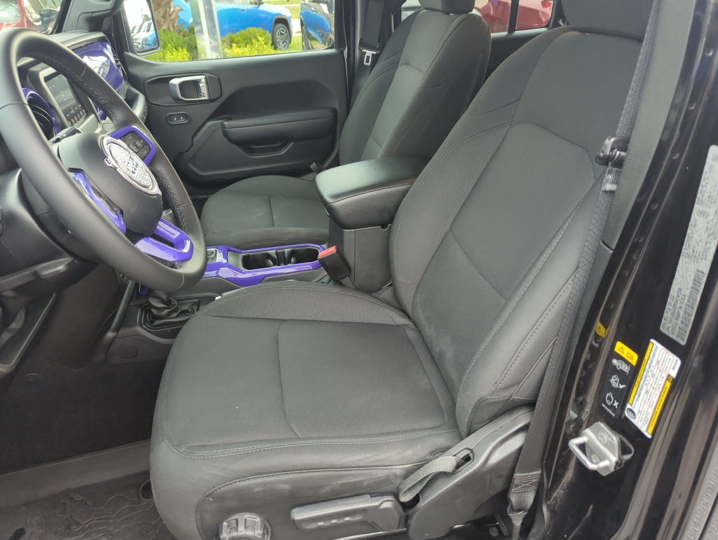Used 2022 Jeep Wrangler Unlimited Sport AWD/4WD image 11