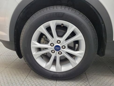 Used 2019 Ford Escape SE image 31