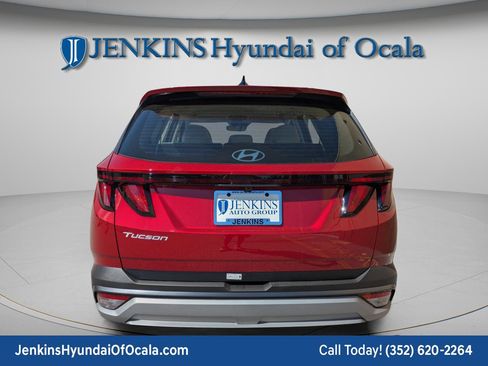 New 2026 Hyundai Tucson SE image 5