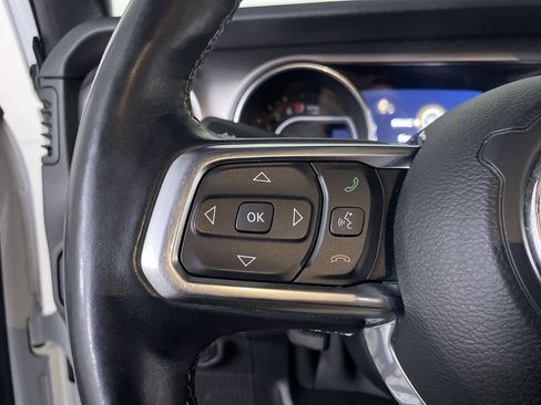 Used 2020 Jeep Gladiator Rubicon AWD/4WD image 25