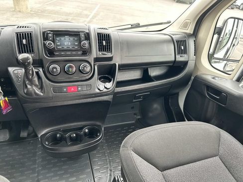 Used 2014 RAM ProMaster 2500 w/ Interior Convenience Group FWD image 23