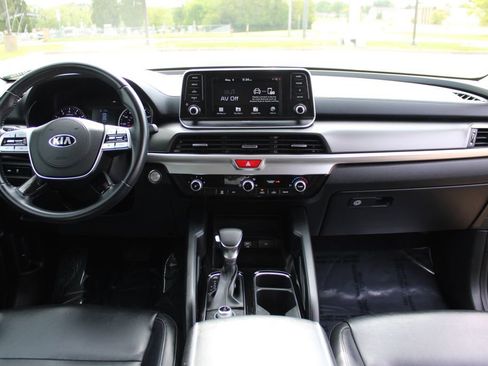 Used 2020 Kia Telluride LX AWD/4WD image 41