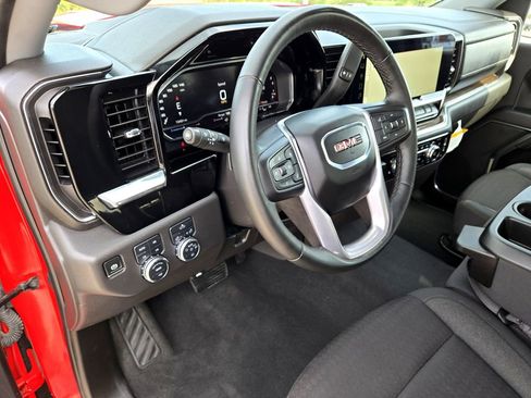 Used 2024 GMC Sierra 1500 Elevation w/ LPO, Elevation Black Package image 21