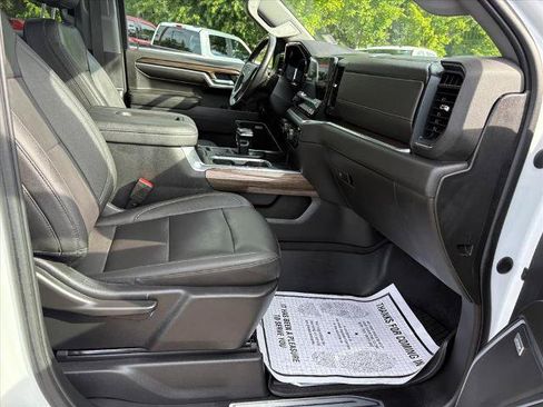 Used 2022 Chevrolet Silverado 1500 RST w/ All Star Edition Plus AWD/4WD image 16