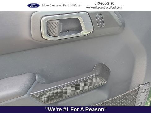 Certified 2025 Ford Bronco Outer Banks w/ Sasquatch Package AWD/4WD image 23