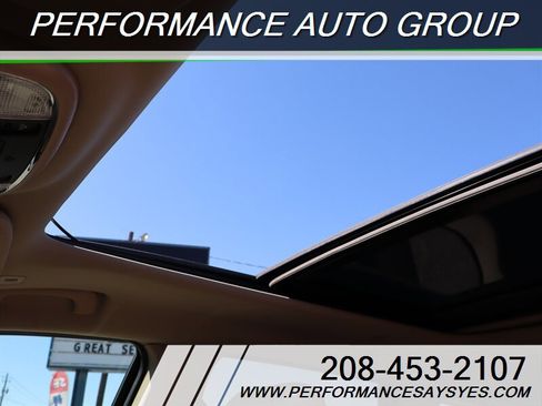 Used 2017 Jeep Grand Cherokee Limited w/ Luxury Group II AWD/4WD image 23