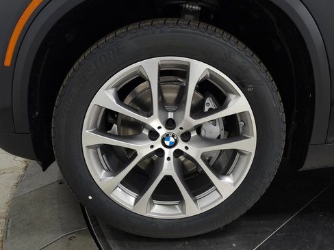 Used 2026 BMW X5 xDrive40i w/ Premium Package image 8
