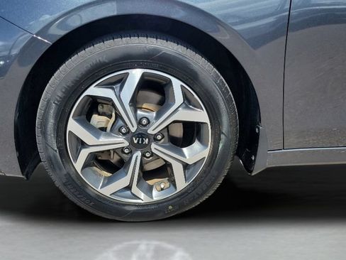 Used 2019 Kia Forte LXS FWD image 23