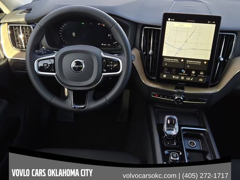 Used 2026 Volvo XC60 B5 Plus w/ Protection Package Premier AWD/4WD image 27