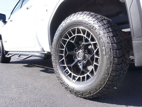 Certified 2025 GMC Sierra 1500 Elevation image 6