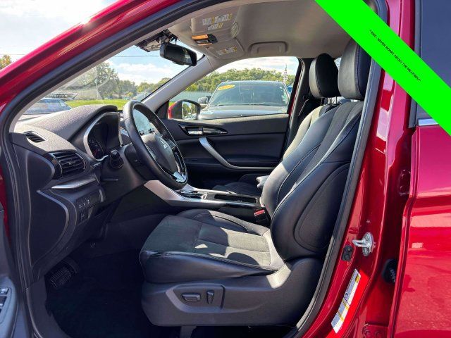 Used 2024 Mitsubishi Eclipse Cross SEL AWD/4WD image 3