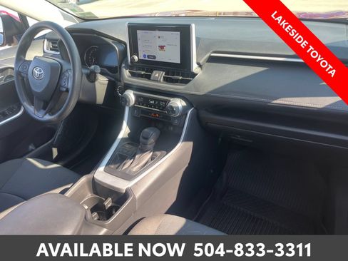 Certified 2024 Toyota RAV4 XLE w/ Convenience Package FWD image 17