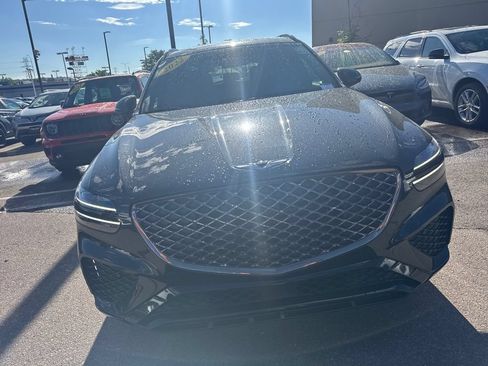 Used 2022 Genesis GV70 3.5T Sport w/ Sport Prestige Package AWD/4WD image 3