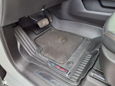 Used 2023 GMC Sierra 1500 AT4 w/ AT4 Premium Package image 46