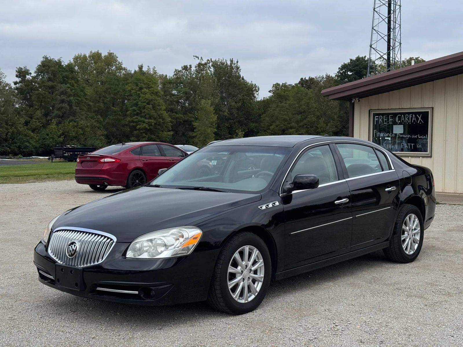 Used 2011 Buick Lucerne CXL FWD image 11