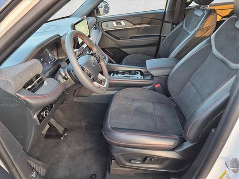 Used 2025 Ford Explorer ST AWD/4WD image 16