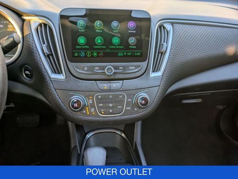 Used 2023 Chevrolet Malibu LT image 32