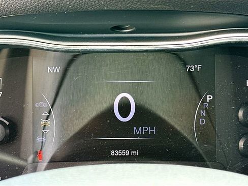 Used 2019 Jeep Grand Cherokee Limited w/ Luxury Group II image 12