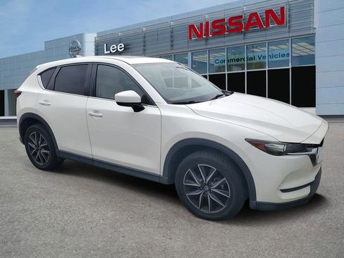 Used 2018 MAZDA CX-5 Touring w/ Preferred Equipment Package FWD image 1