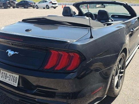 Used 2018 Ford Mustang Premium image 9