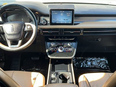 Certified 2022 Lincoln Corsair Reserve w/ Equipment Group 201A image 10