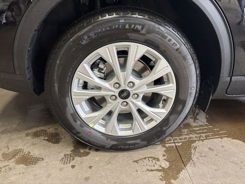 New 2026 Ford Escape Active w/ Cold Weather Package image 9