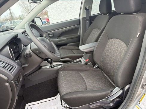 Used 2024 Mitsubishi Outlander Sport ES AWD/4WD image 12