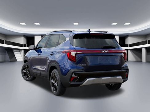 New 2026 Kia Seltos EX w/ EX Sunroof Package image 4