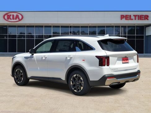 New 2026 Kia Sorento S w/ S Panoramic Sunroof Package FWD image 3