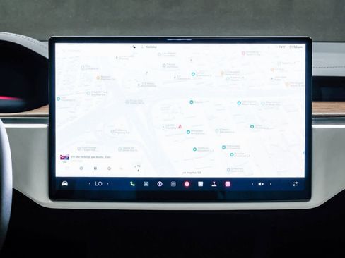 Used 2023 Tesla Model X image 14